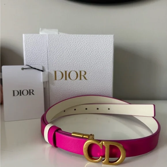 Pink Dior Women’s Belt. Christian Dior Pink Leather CD Skinny Belt Size 70 | Yoogi main image 4